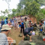 Warga Kampung Sindangbarang Bergotong Royong Bangun Jalan Perbatasan Desa Sumberwaras dan Desa Bolang Secara Swadaya, Tanpa Dana Desa IMG-20251019-WA0038