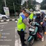 Hari Ke-14 Operasi Keselamatan Maung 2026, Sat Lantas Polres Lebak Gelar Himbauan Humanis di Alun-alun Rangkasbitung Screenshot_20260215-104023